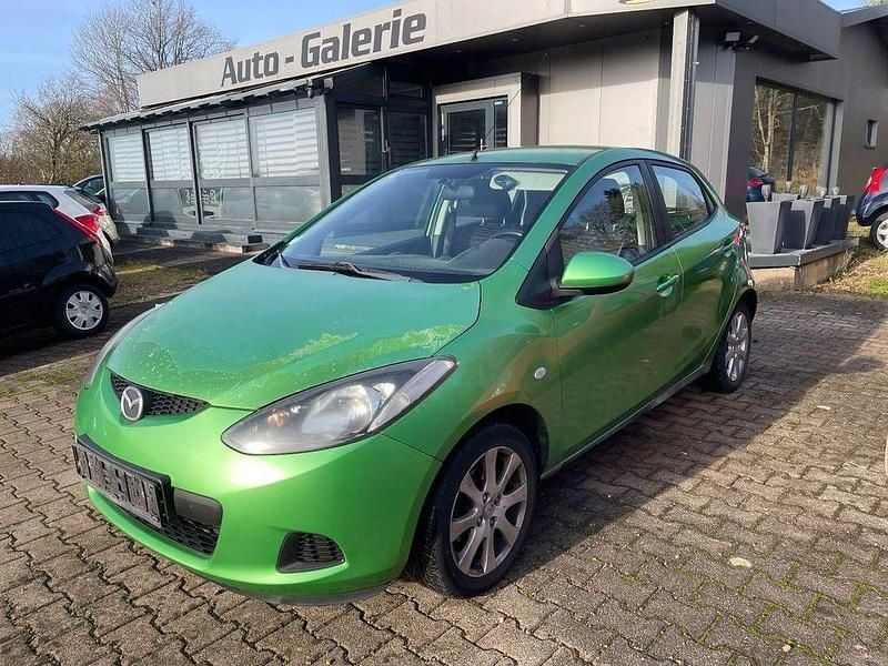 Grün Gebraucht 2009 Mazda 2 Impuls Limousine | 1.234 € (Guter Preis) - Bild 1/4