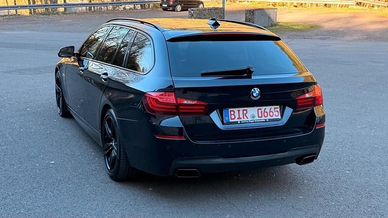 Gebraucht BMW M550 381 PS (280 kW) 2015 Schwarz Limousine