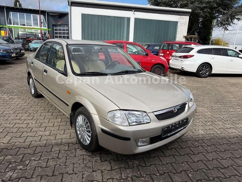 Gebraucht Mazda 323 88 PS (64 kW) 1999 Beige Limousine