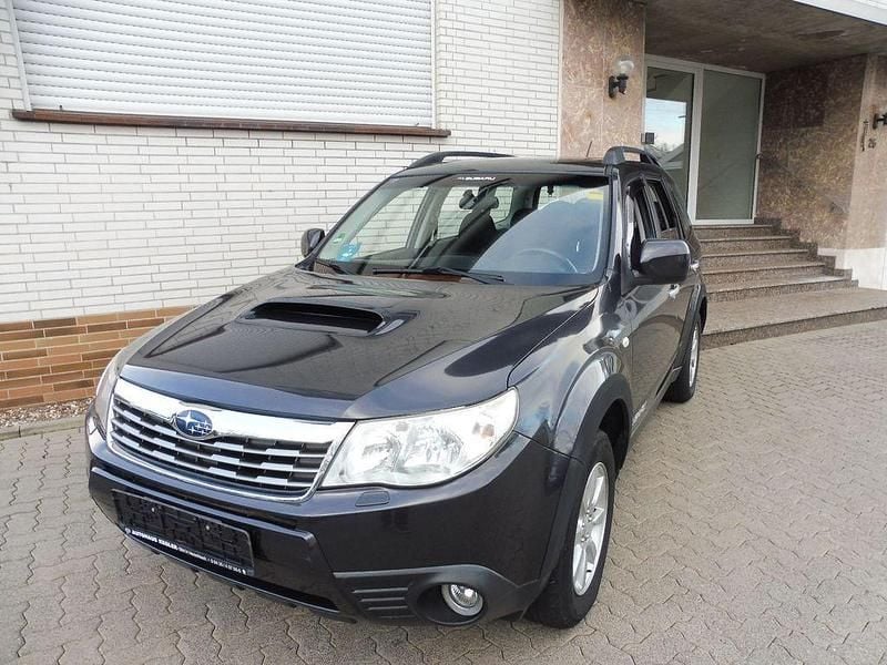 Gebraucht Subaru Forester Comfort 147 PS (108 kW) 2011 Grau SUV