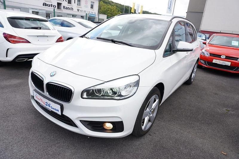 Gebraucht BMW 218 Advantage 136 PS (100 kW) 2016 Weiß Kombi
