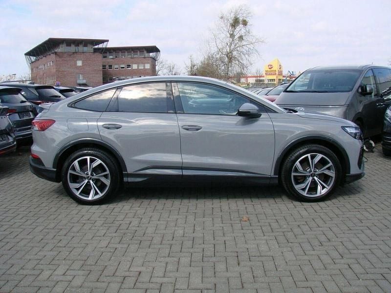 Gebraucht Audi e-tron Sportback 125 kW (170 PS) 2023 Mondsteingrau SUV