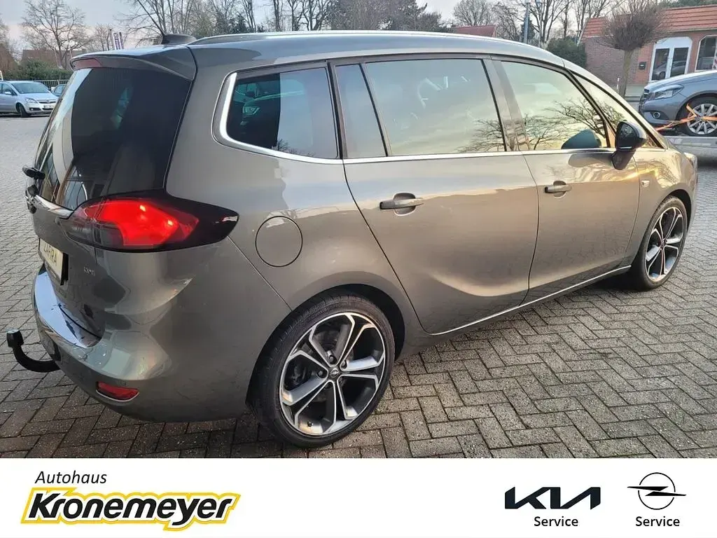 Gebraucht Opel Zafira Life Innovation 170 PS (125 kW) 2019 Grau Van / Kleinbus