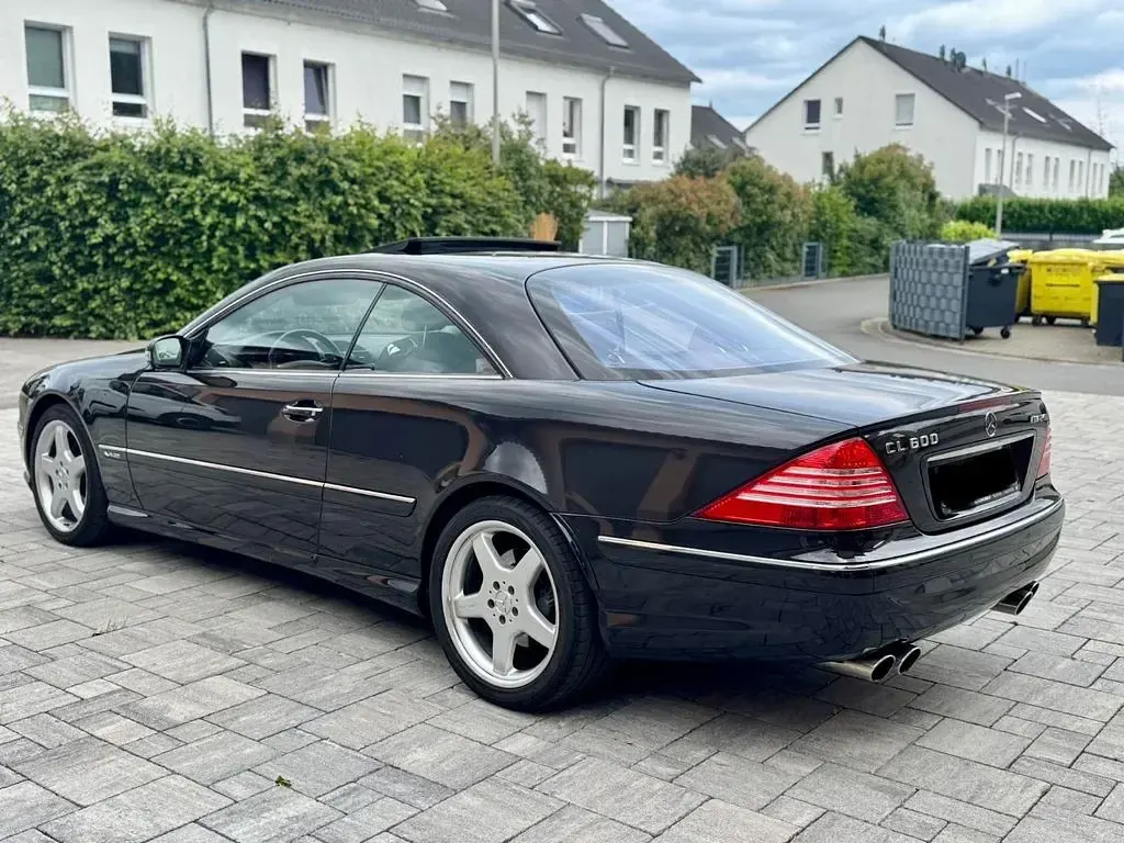 Usata Mercedes CL600 AMG 367 CV (269 kW) 2001 Nero Coupé