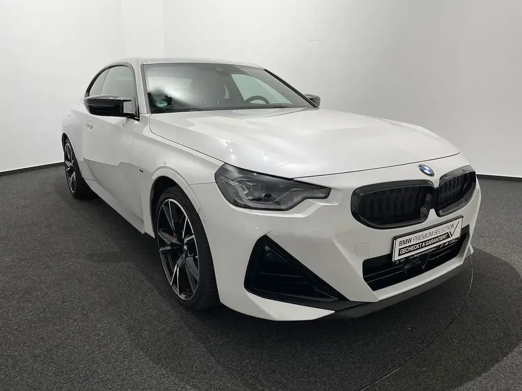 Gebraucht BMW M240i M Sport 374 PS (275 kW) 2024 Weiß Coupé