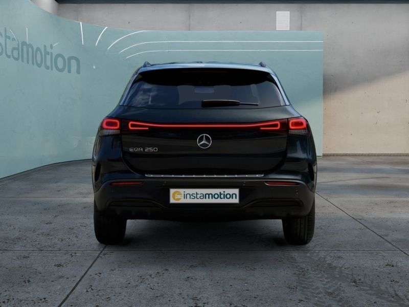 Gebraucht Mercedes EQA250 139 kW (190 PS) 2023 Schwarz SUV