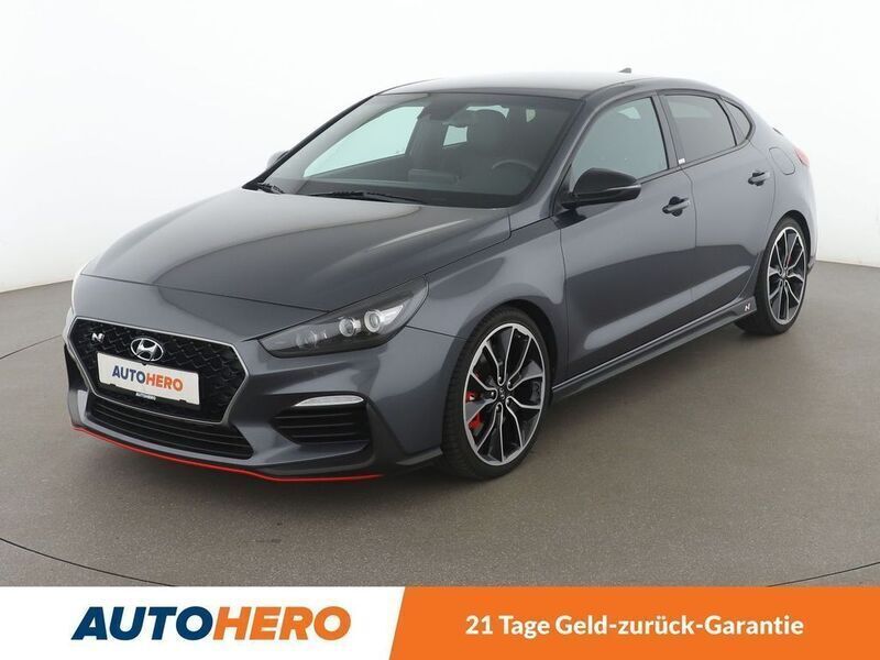 Grau Gebraucht 2020 Hyundai i30 N Performance Limousine | 24.890 € (Fairer Preis) - Bild 1/3