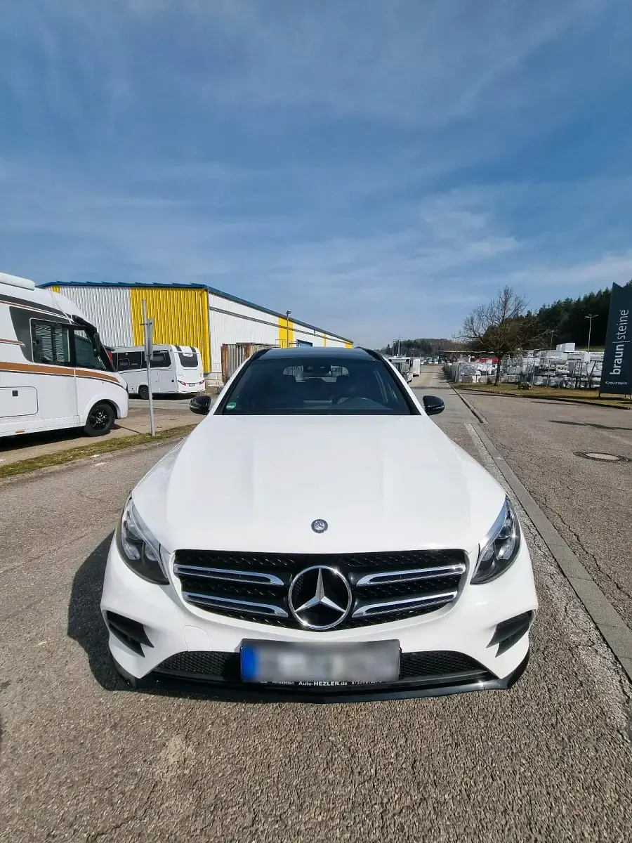 Gebraucht Mercedes GLC220 AMG line 170 PS (125 kW) 2017 Weiß SUV