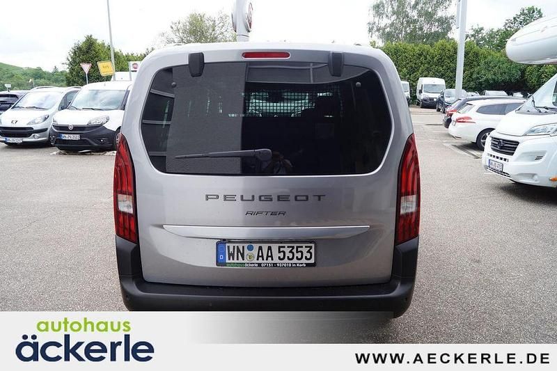 Gebraucht Peugeot Rifter Allure 131 PS (96 kW) 2024 Grau Van / Kleinbus