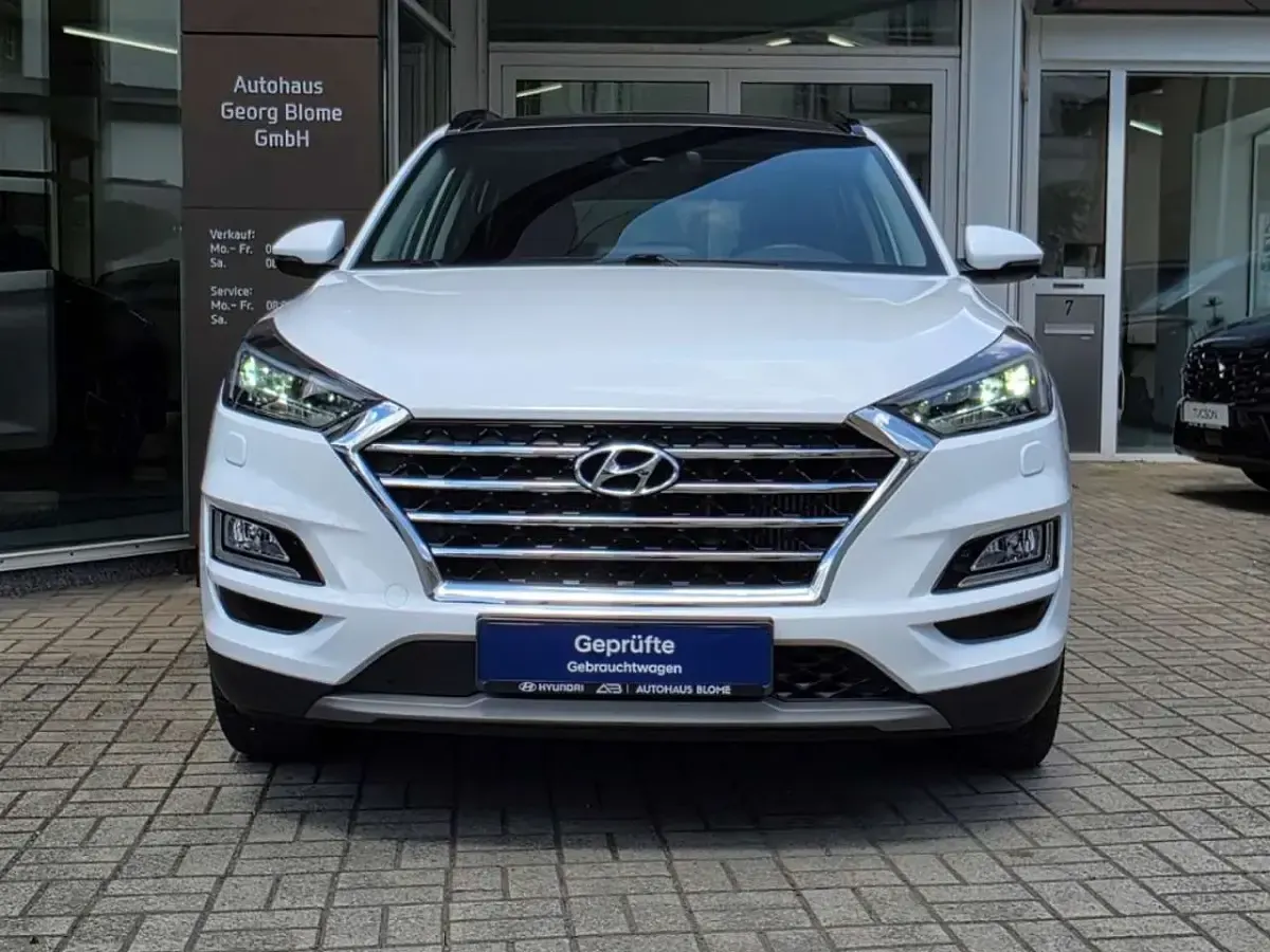 Gebraucht Hyundai Tucson Premium 185 PS (136 kW) 2019 Polar white SUV