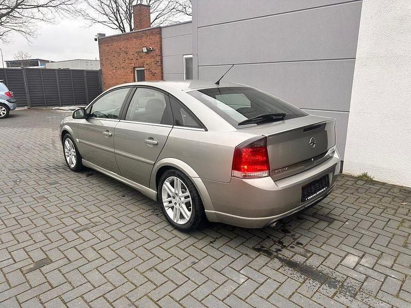 Gebraucht Opel Vectra GTS 147 PS (108 kW) 2003 Gold Limousine