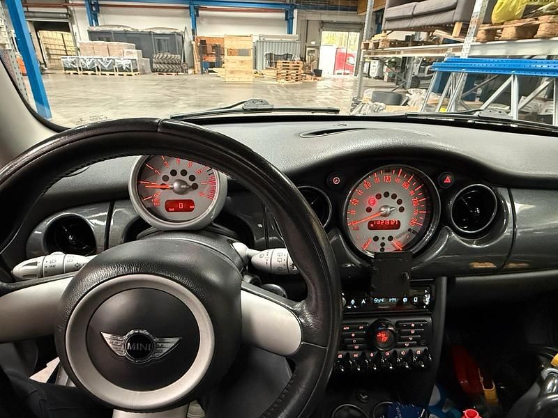 Gebraucht Mini Cooper S 163 PS (119 kW) 2003 Grau Kleinwagen