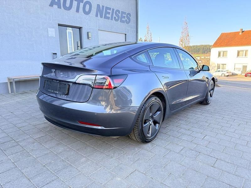 Gebraucht Tesla Model 3 Standard Range Plus 208 kW (283 PS) 2022 Grau Limousine