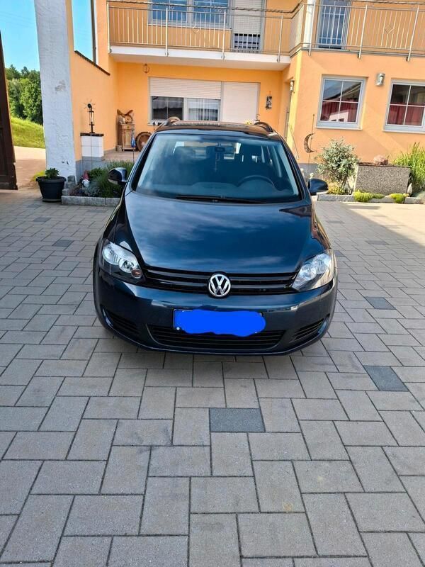 Blau Gebraucht 2011 VW Golf Plus Cross Trendline Van / Kleinbus | 5.400 € (Guter Preis) - Bild 1/4