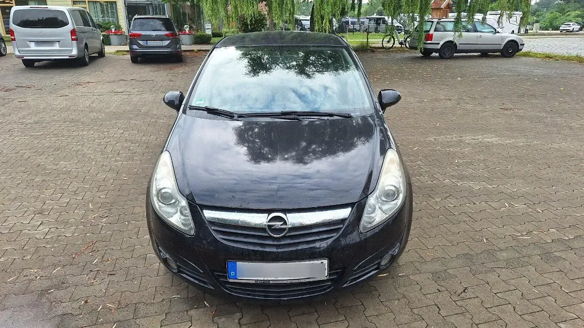 Gebraucht Opel Corsa 90 PS (66 kW) 2009 Schwarz Kleinwagen