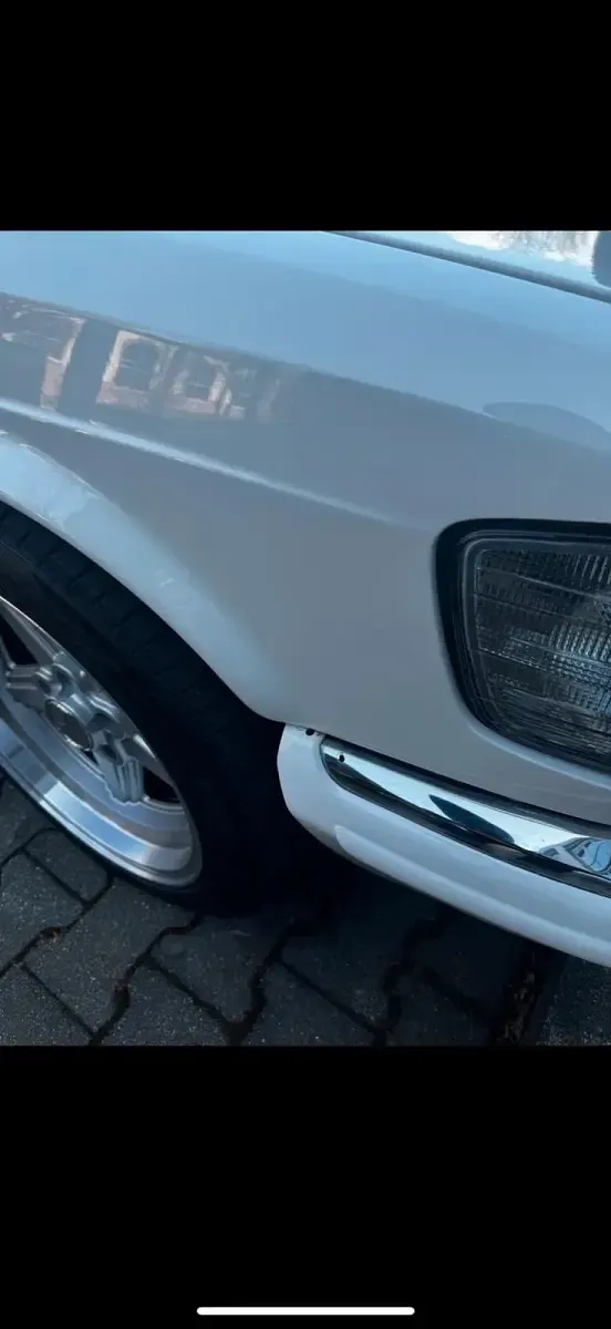 Gebraucht Mercedes 500 211 PS (155 kW) 1983 Weiß Coupé