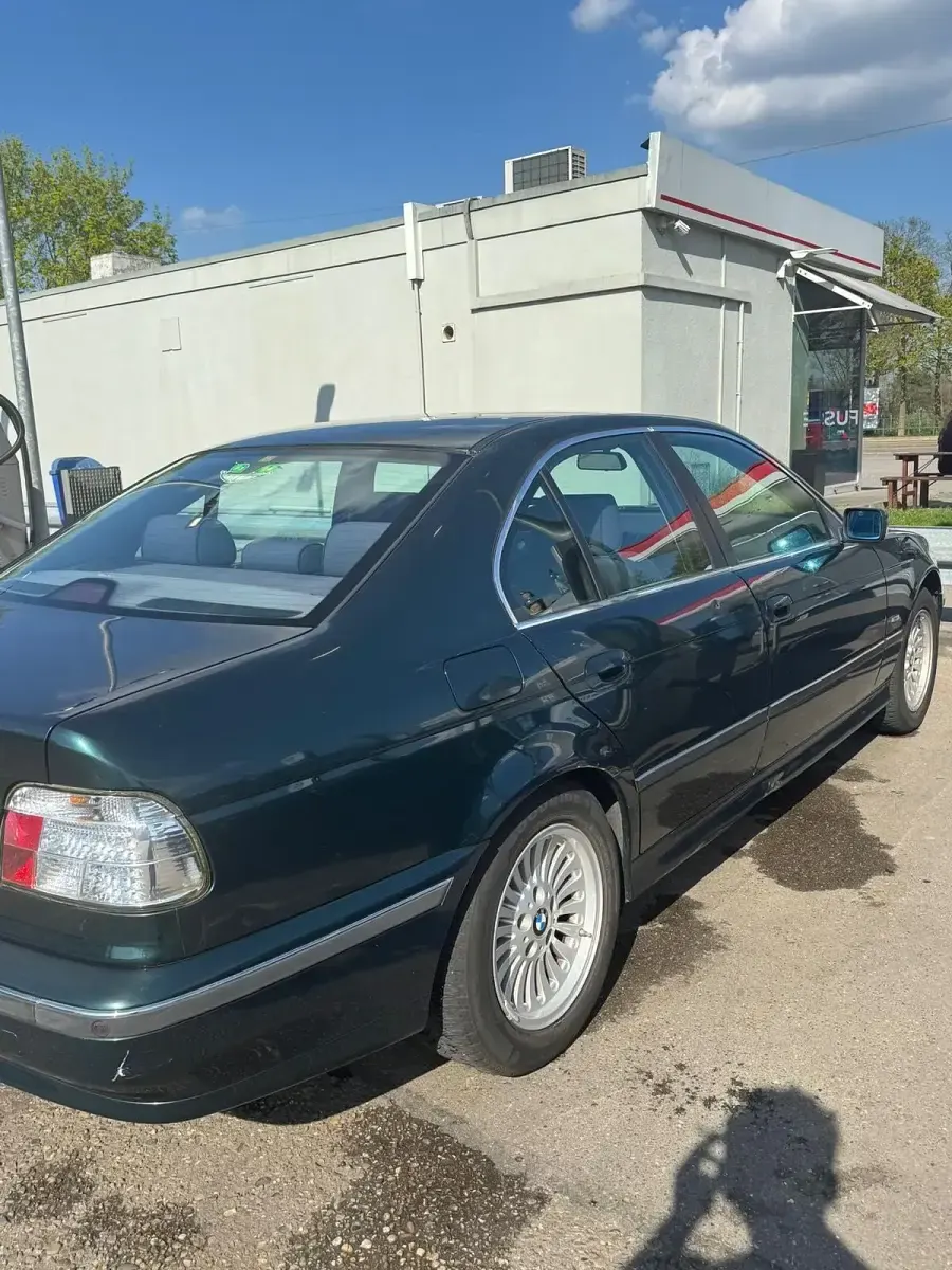 Gebraucht BMW 523 170 PS (125 kW) 1998 Grün Limousine