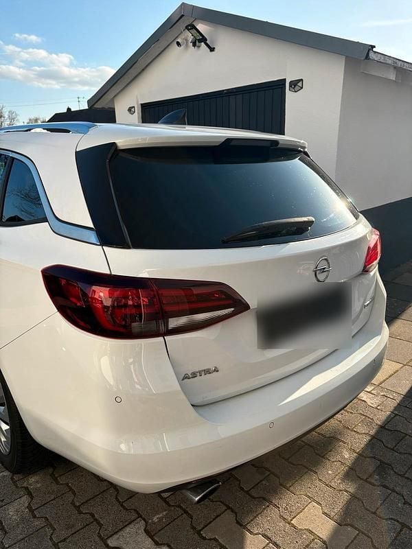 Gebraucht Opel Astra 160 PS (117 kW) 2016 Weiß Kombi