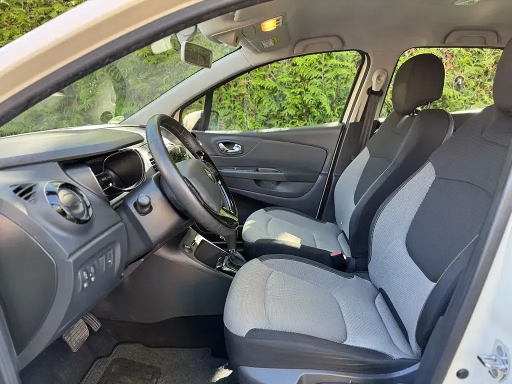Gebraucht Renault Captur Dynamique 120 PS (88 kW) 2014 Beige SUV
