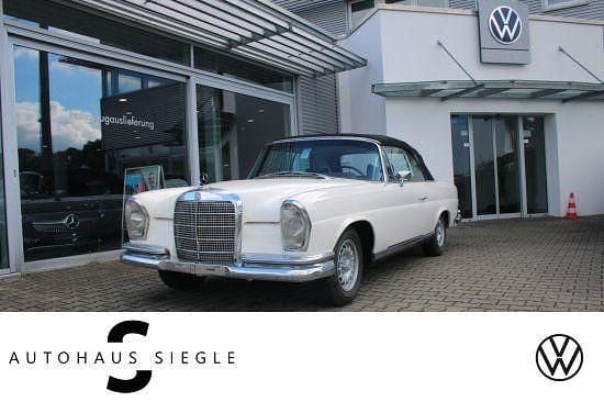 Weiß Gebraucht 1969 Mercedes W111 SE Cabrio | 159.000 € - Bild 1/4
