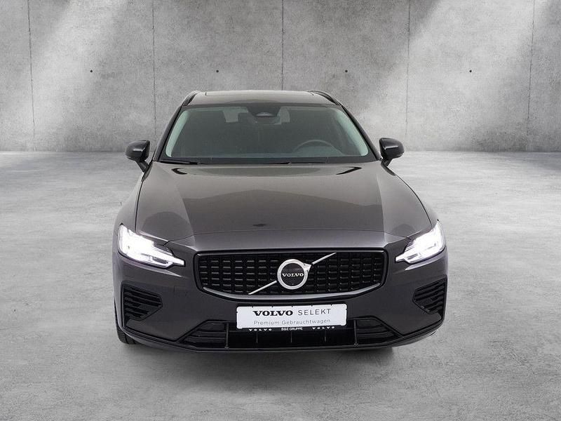 Gebraucht Volvo V60 Plus 398 PS (292 kW) 2025 Grau Kombi