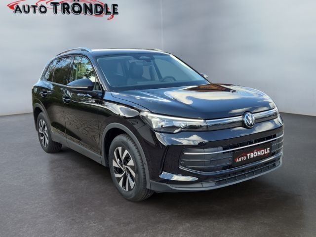 Gebraucht VW Tiguan Life 150 PS (110 kW) 2024 Schwarz SUV