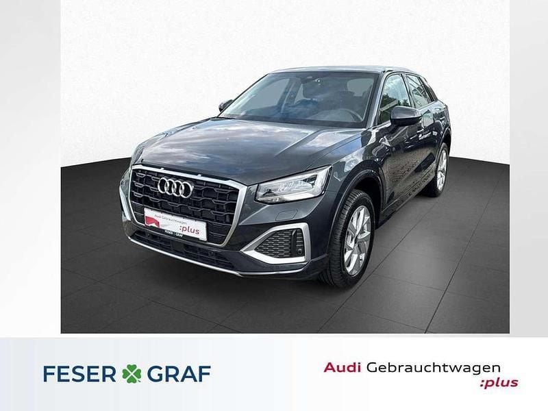Manhattangrau metallic Gebraucht 2024 Audi Q2 Advanced SUV | 29.890 € (Fairer Preis) - Bild 1/4