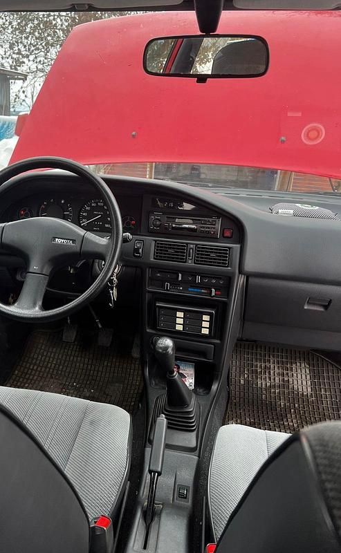 Gebraucht Toyota Corolla 75 PS (55 kW) 1991 Rot Kleinwagen
