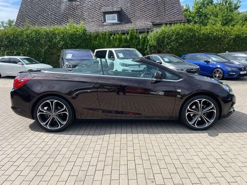 Gebraucht Opel Cascada Innovation 155 PS (114 kW) 2015 Braun Cabrio