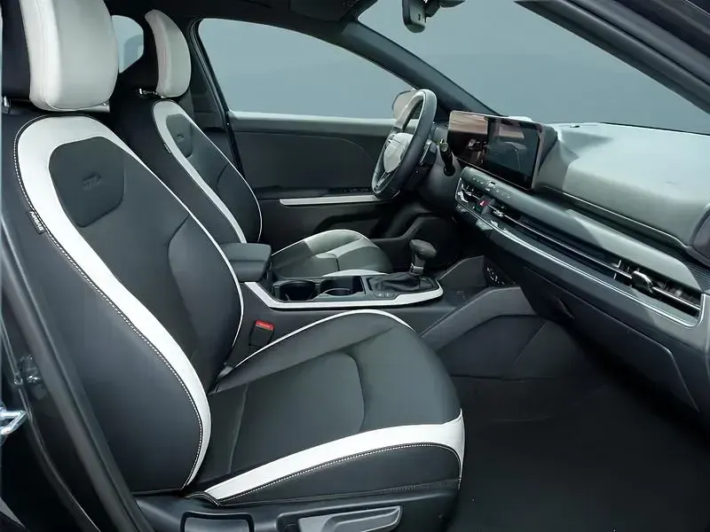 Neu Kia K4 GT 179 PS (131 kW) 2026 Grau Kombi