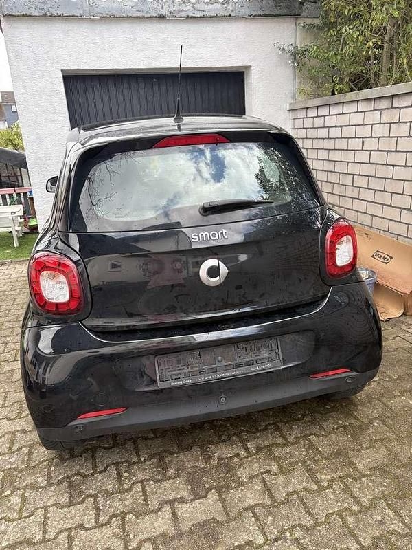 Gebraucht Smart ForFour 90 PS (66 kW) 2019 Kleinwagen