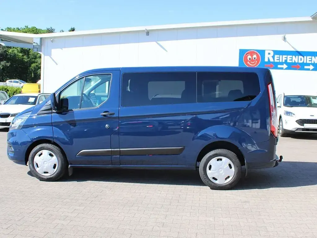 Gebraucht Ford Transit Custom 105 PS (77 kW) 2020 Blazer blau Kombi