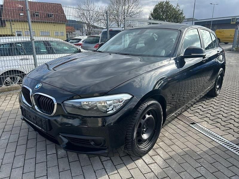 Gebraucht BMW 116 116 PS (85 kW) 2015 Schwarz Kleinwagen