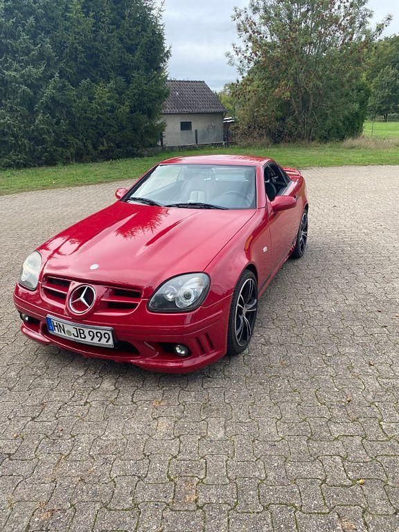Rot Gebraucht 1997 Mercedes SLK200 Cabrio | 8.000 € (Etwas zu teuer) - Bild 1/4