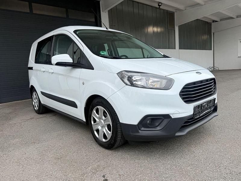 Second-hand Ford Transit 75 CP (55 kW) 2018 Alb Monovolum