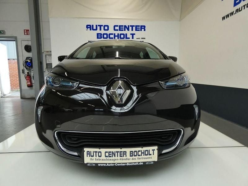 Schwarz Gebraucht 2017 Renault Zoe Intens Kleinwagen | 7.900 € (Teuer) - Bild 1/4