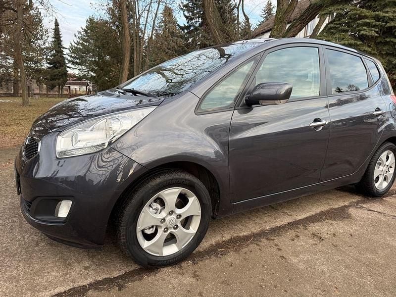 Gebraucht Kia Venga 125 PS (91 kW) 2014 Grau Kleinwagen