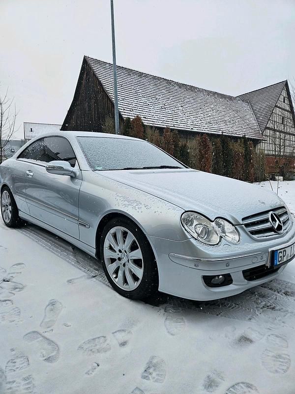 Gebraucht Mercedes CLK350 AMG 276 PS (202 kW) 2006 Silber Coupé