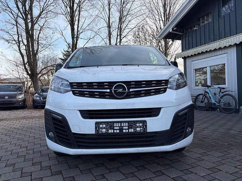 Gebraucht Opel Vivaro Edition 144 PS (105 kW) 2022 Jade weiss/arktis weiss Van / Kleinbus
