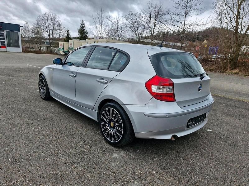 Gebraucht BMW 120 163 PS (119 kW) 2004 Silber Kleinwagen