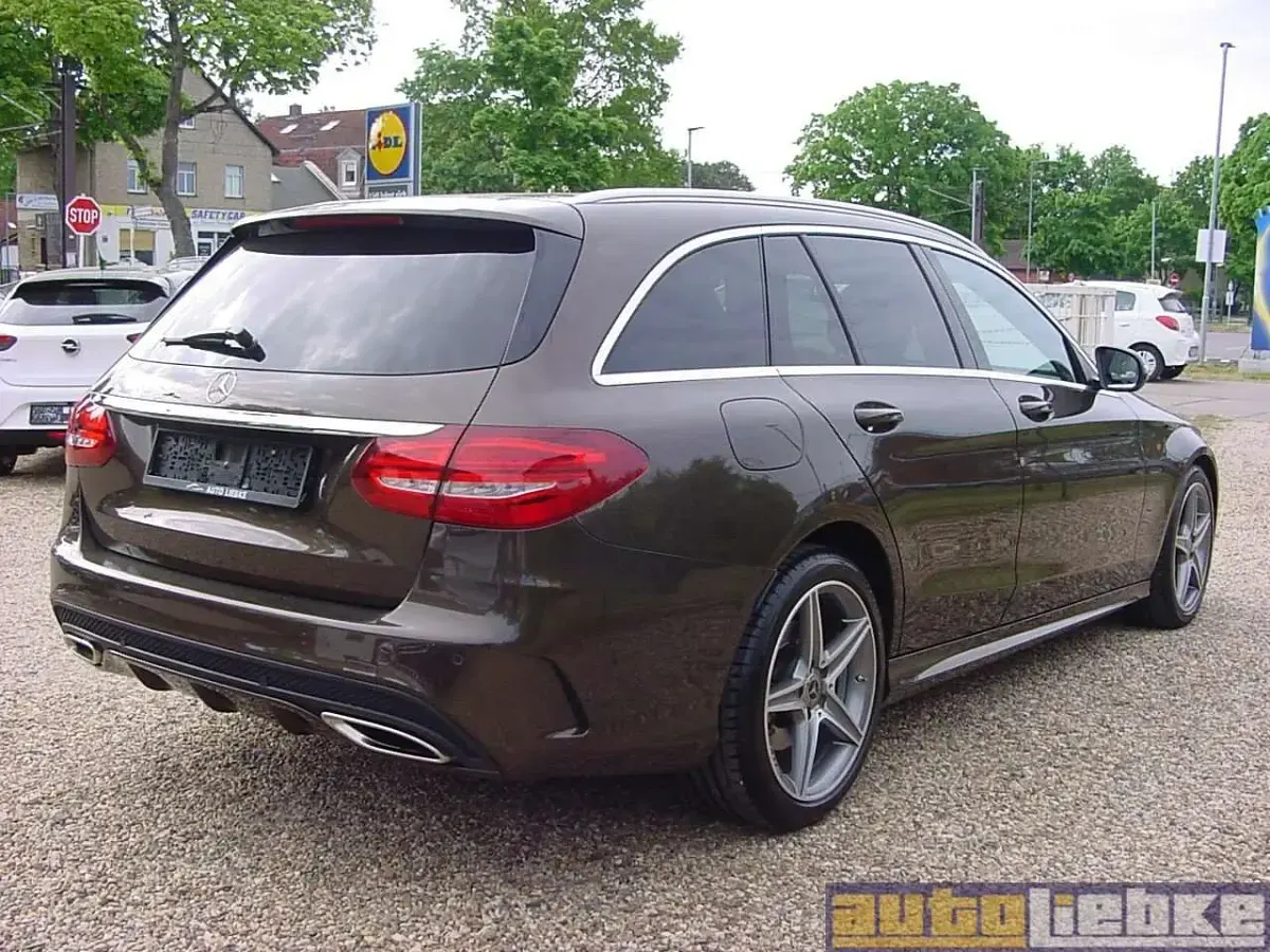 Gebraucht Mercedes C180 AMG line 156 PS (114 kW) 2017 Citrinbrownmetallic Kombi