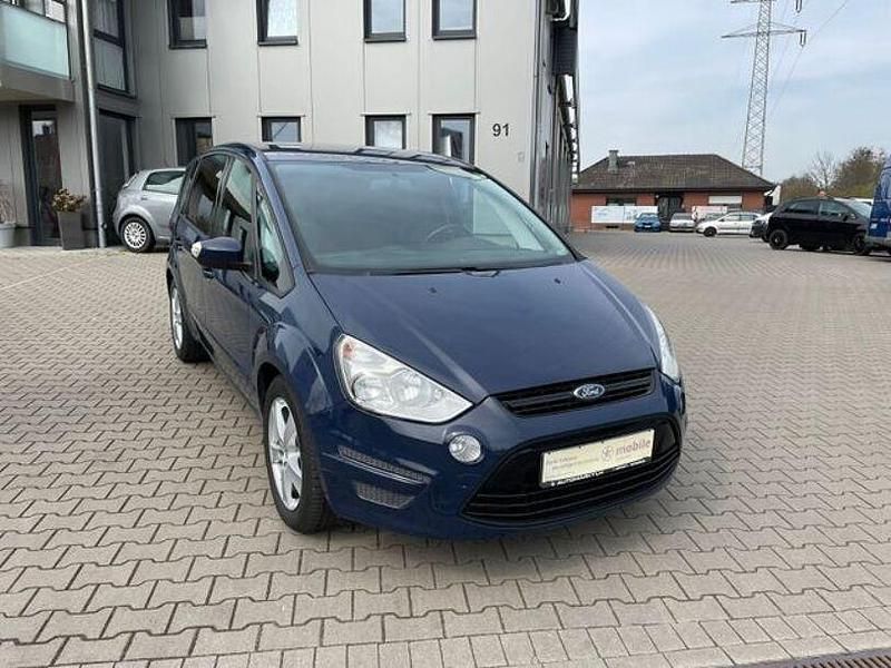 Gebraucht Ford S-MAX Trend 140 PS (102 kW) 2011 Blau Van / Kleinbus