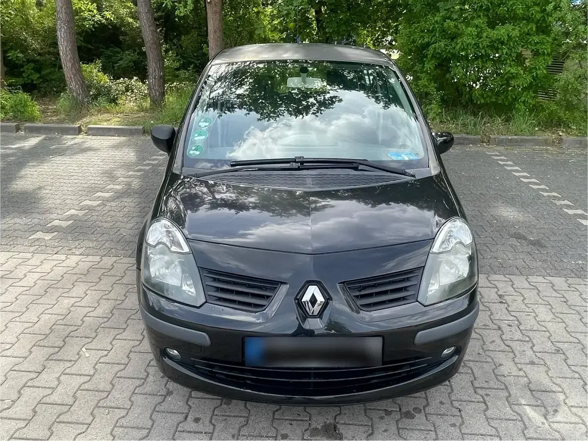 Używany Renault Modus 88 KM (64 kW) 2006 Czarny Minivan