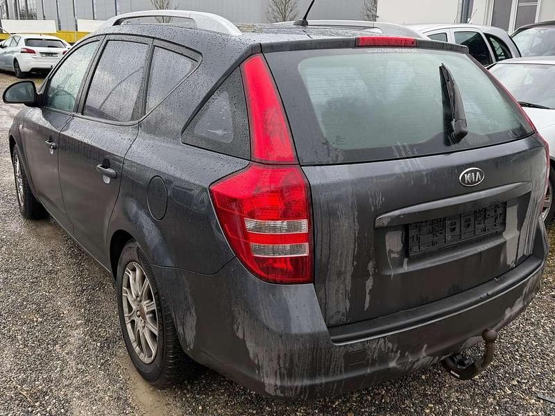 Gebraucht Kia Ceed Basis 109 PS (80 kW) 2008 Grau Kleinwagen