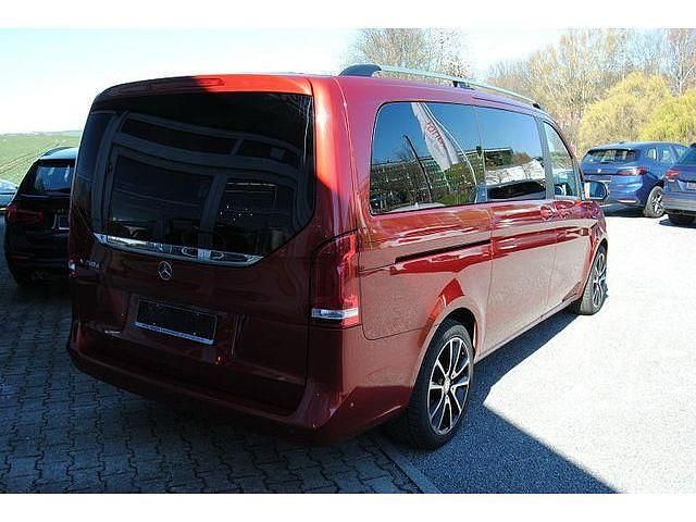 Gebraucht Mercedes V250 Edition 204 PS (150 kW) 2018 Rot Van / Kleinbus