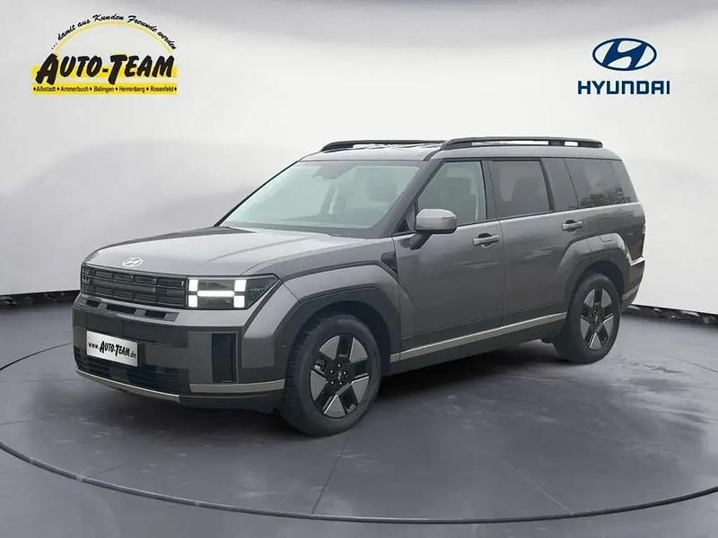 Magnetic gray metallic Gebraucht 2025 Hyundai Santa Fe Intro Edition SUV | 54.800 € - Bild 1/4