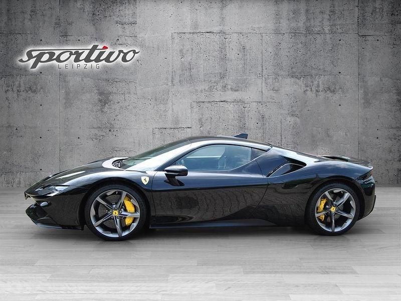 Gebraucht Ferrari SF90 999 PS (734 kW) 2022 Schwarz