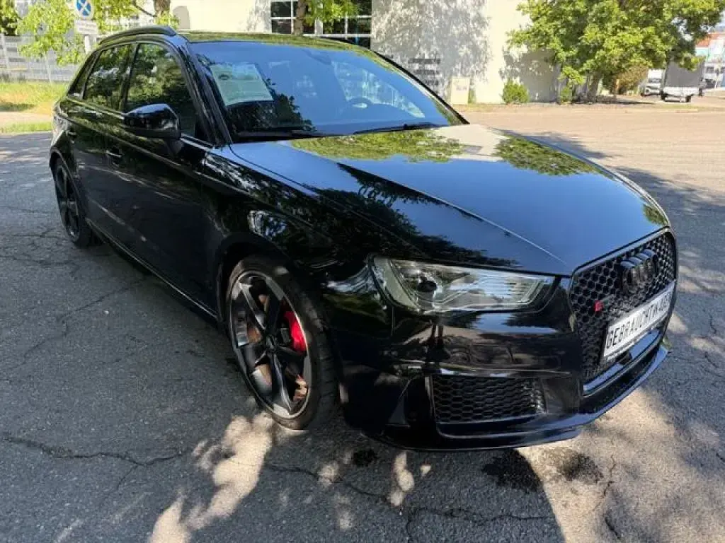 Gebraucht Audi RS3 Sport 367 PS (269 kW) 2016 Mythosschwarz Limousine
