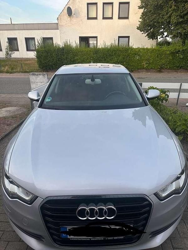 Silber Gebraucht 2012 Audi A6 Kombi | 9.200 € (Fairer Preis) - Bild 1/4