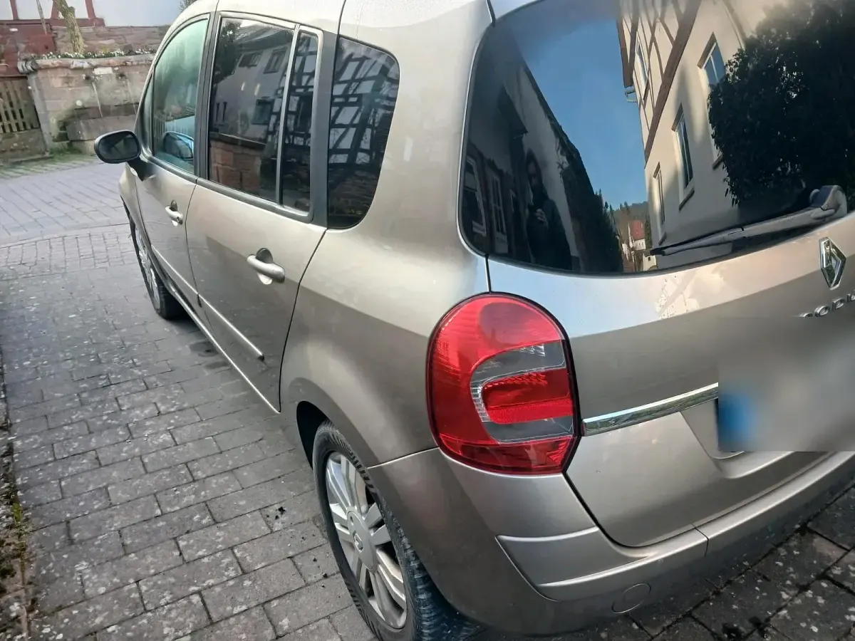 Gebraucht Renault Grand Modus 104 PS (76 kW) 2010 Van / Kleinbus